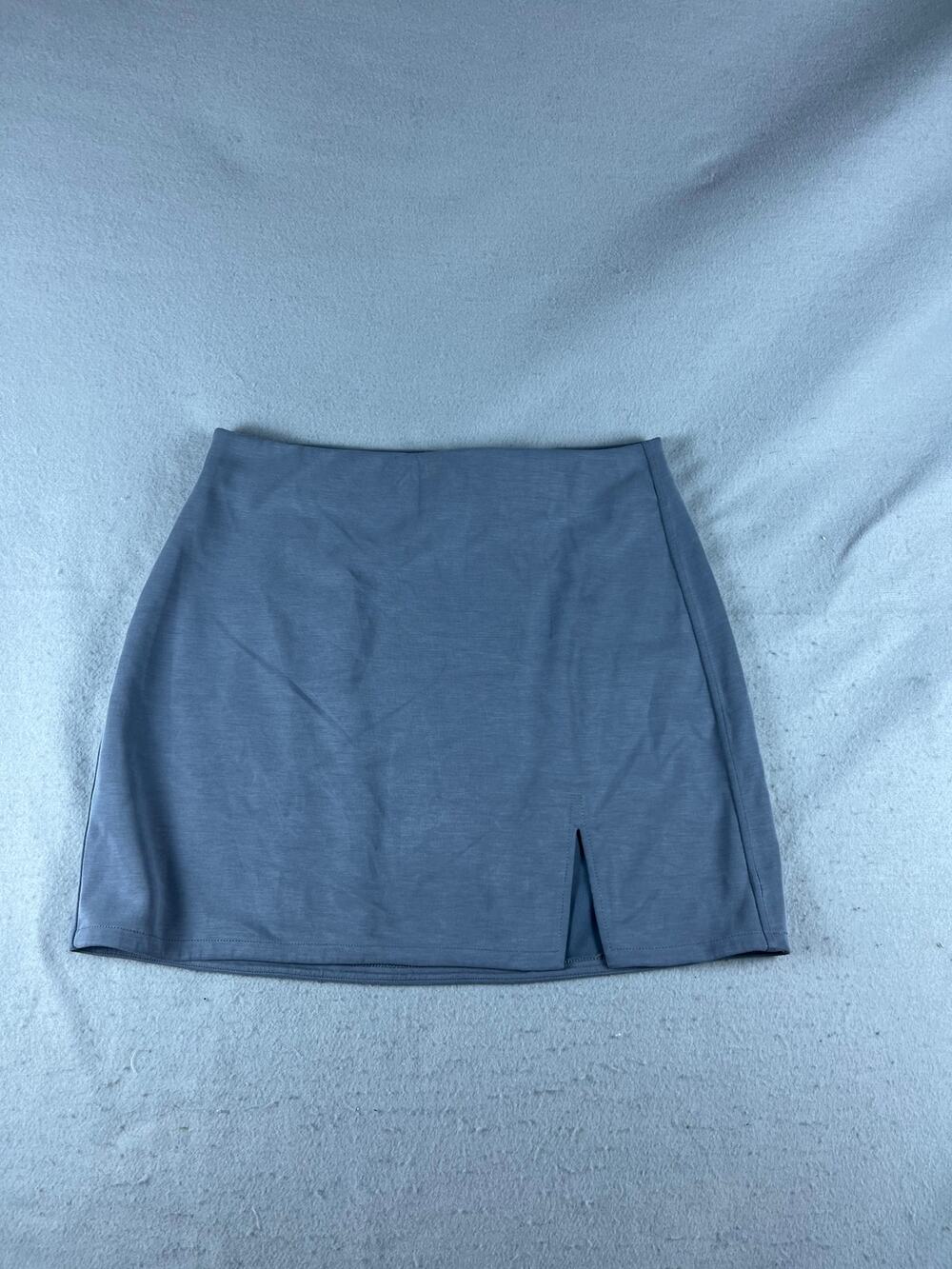 Lululemon Softstreme High-Rise Mini Skirt Womens L Blue Slit Front Activewear